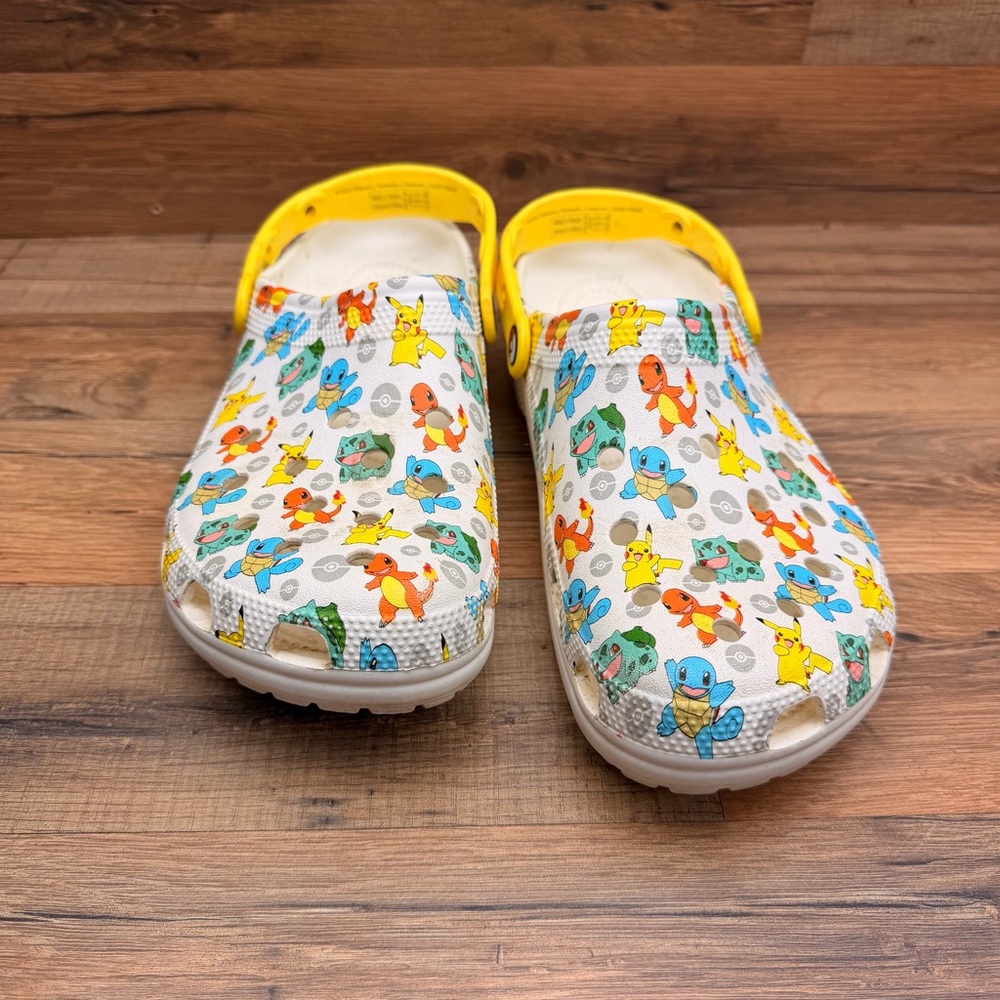 Crocs Pokémon 2 Classic Clog size WO’s 11 M 9 Limited Edition Pikachu - Picture 4 of 8
